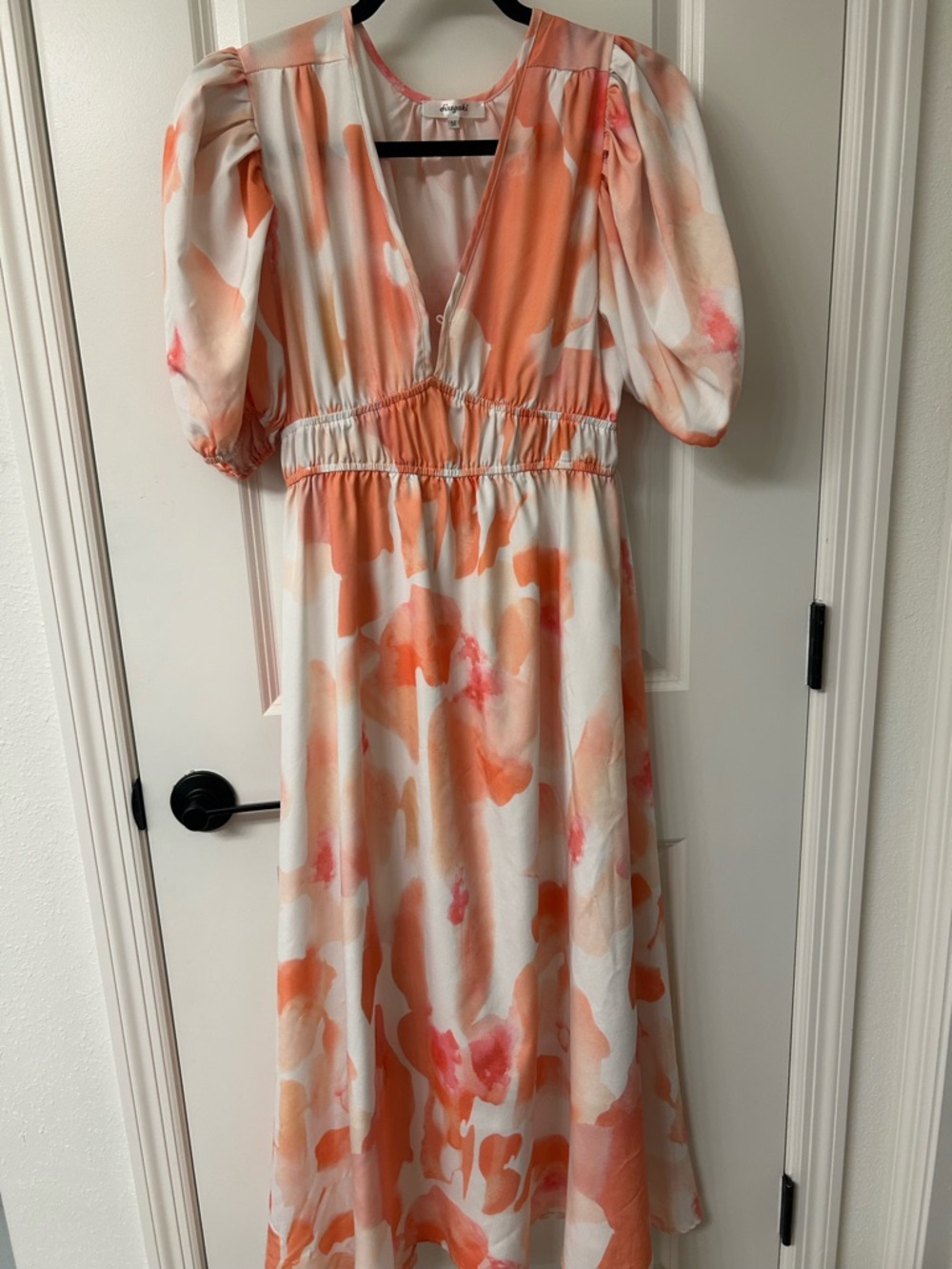 V-Neck Puff Sleeve Midi Dress in Peach Watercolor